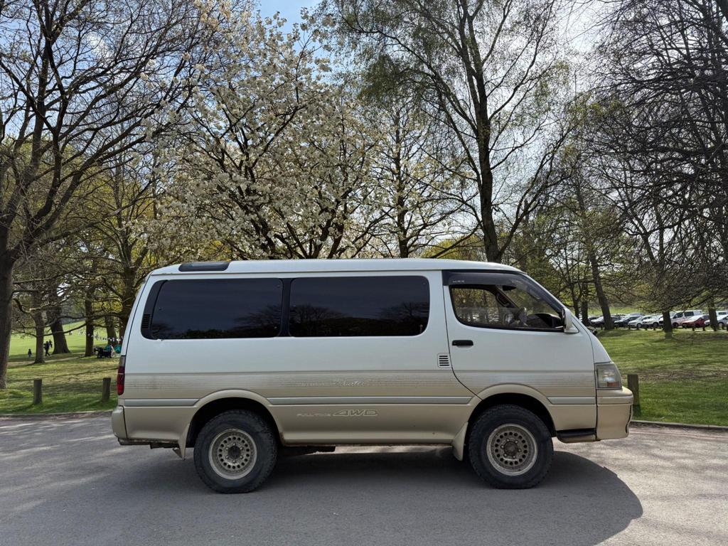 toyotahiace